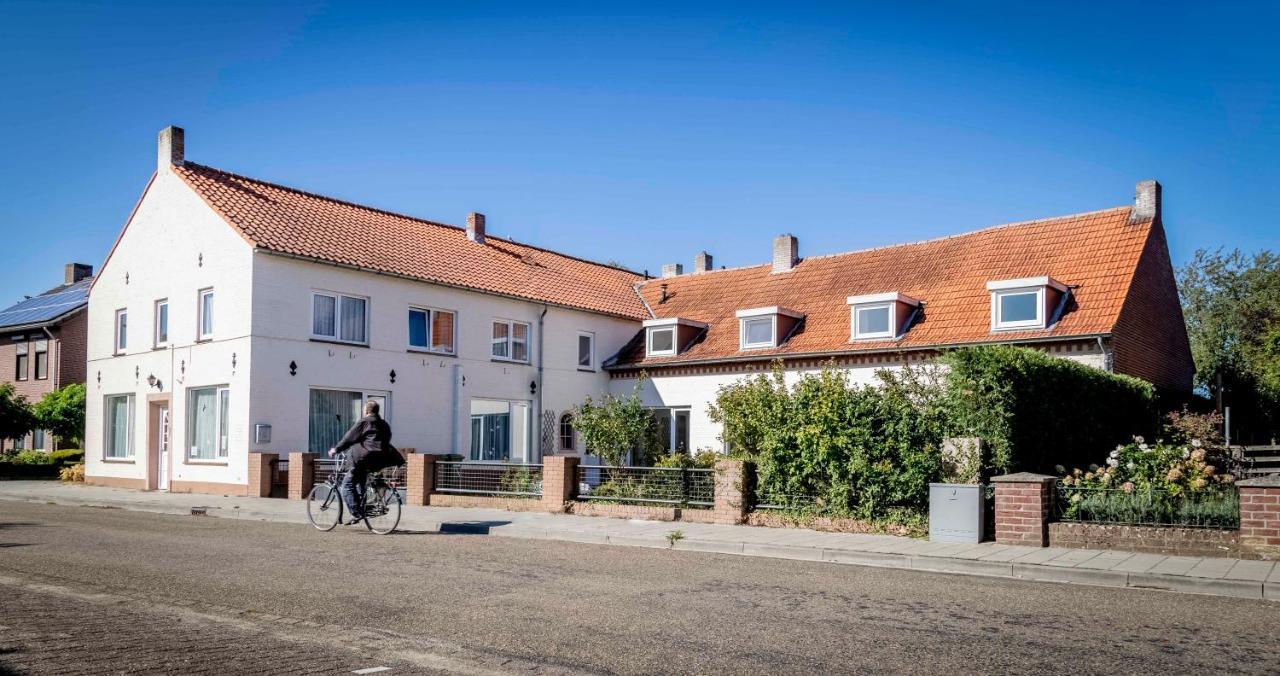B&B Antoniushoeve Lomm Экстерьер фото
